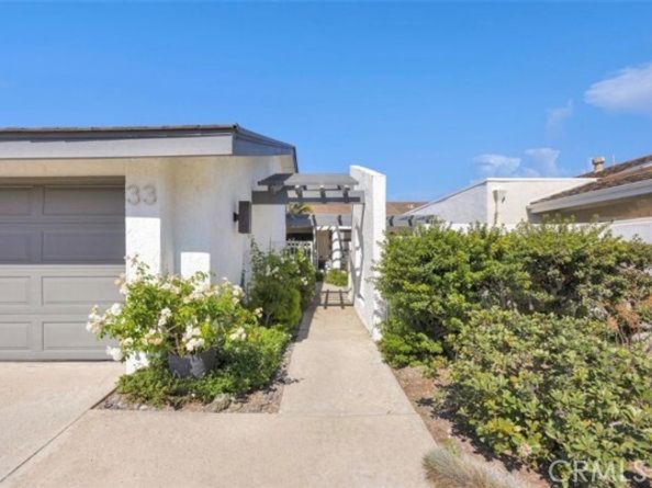 33 White Water Dr, Corona Del Mar (newport Beach) CA 92625