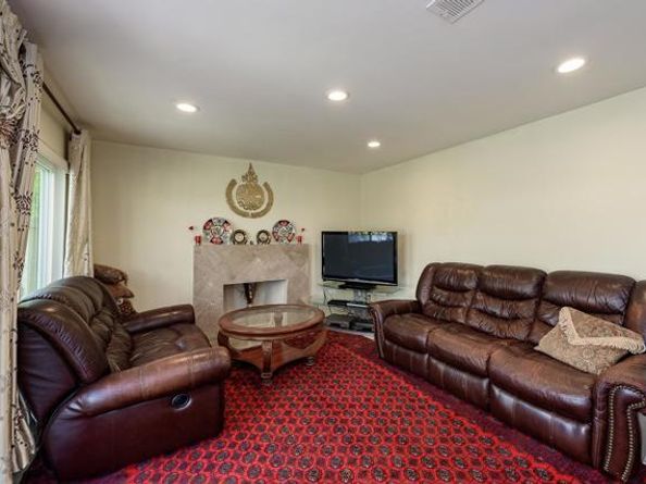 9378 Twin Mountain Circle, San Diego CA 92126