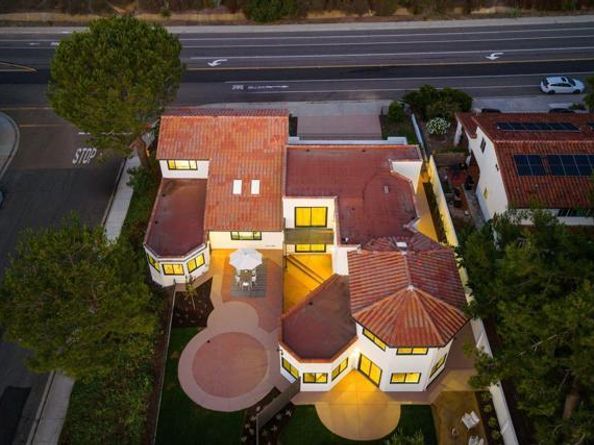 6801 El Fuerte Street, Carlsbad CA 92009
