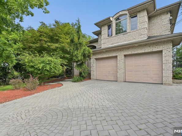 17 Bayview Avenue, Englewood Cliffs NJ 07632