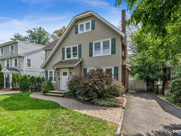 246 W Hudson Avenue, Englewood NJ 07631