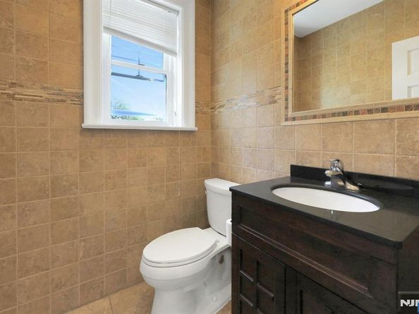 136 Glenwood Avenue, Leonia NJ 07605