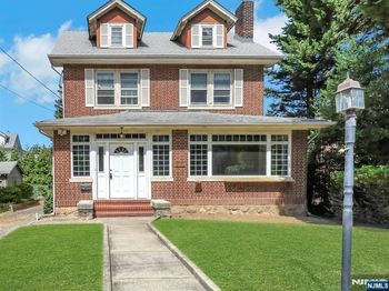 136 Glenwood Avenue