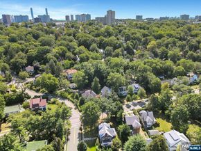 136 Glenwood Avenue, Leonia NJ 07605