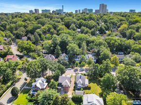 136 Glenwood Avenue, Leonia NJ 07605