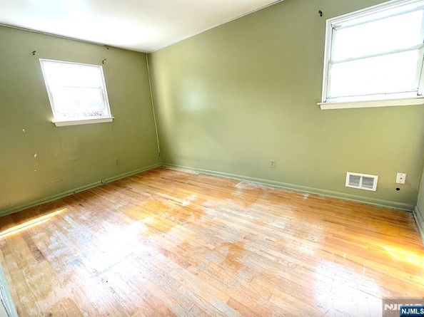 1437 Gehr Place, North Bergen NJ 07047