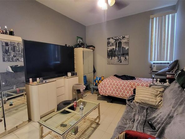 1506 Summit Avenue, Union City NJ 07087