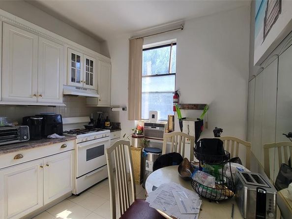 1506 Summit Avenue, Union City NJ 07087