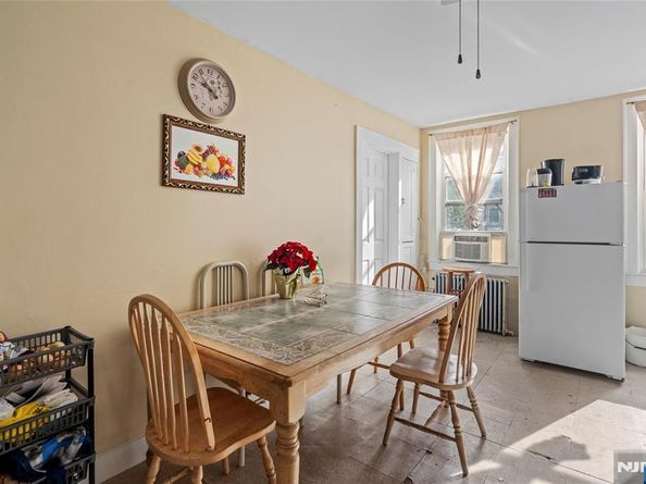537 27th Street, Union City NJ 07087