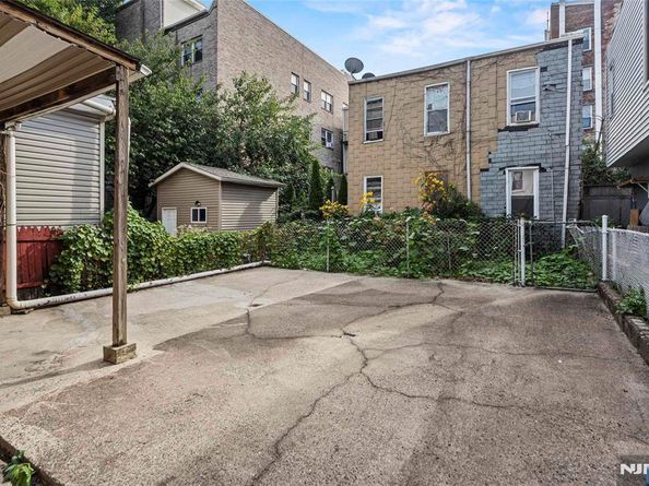 537 27th Street, Union City NJ 07087