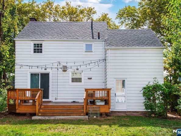 829 Elizabeth Street, Ridgefield NJ 07657