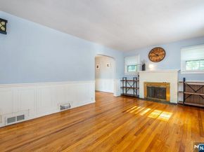 829 Elizabeth Street, Ridgefield NJ 07657