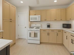 800 Grand Avenue, Leonia NJ 07605