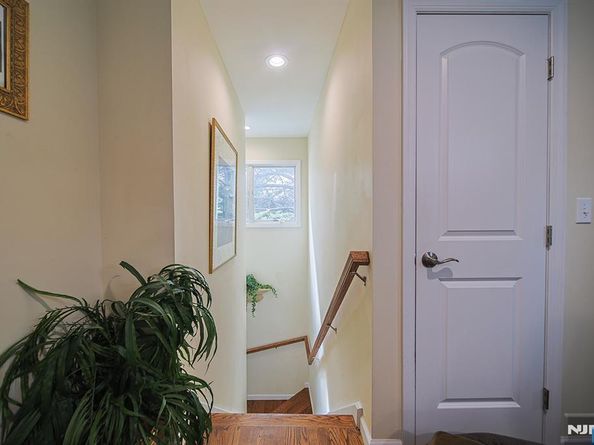 1003 Cumbermeade Road, Fort Lee NJ 07024