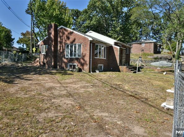 10 Plateau Avenue, Fort Lee NJ 07024