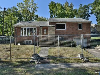 10 Plateau Avenue