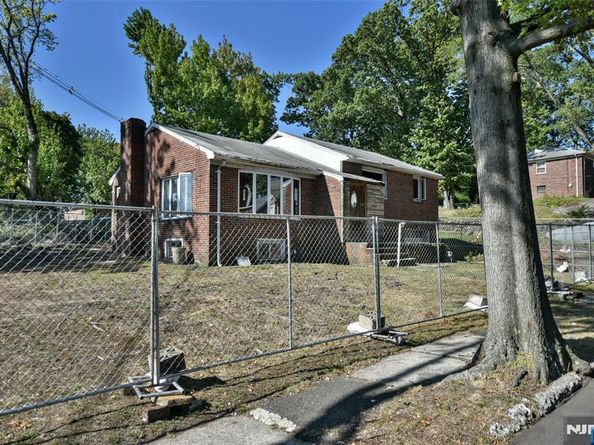 10 Plateau Avenue, Fort Lee NJ 07024