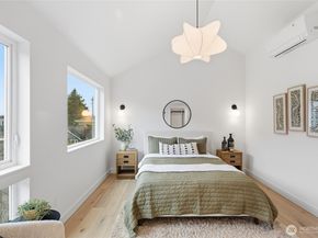 6509 19th Avenue NW, Seattle WA 98117