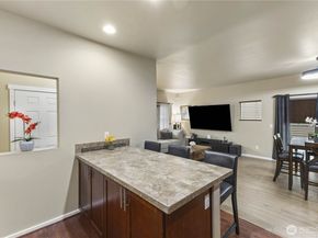 4241 Q St NE, Auburn WA 98002