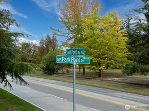 6536 Park Point Lane NE, Seattle WA 98115
