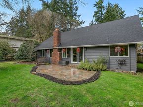 14203 NE 63rd Court, Redmond WA 98052