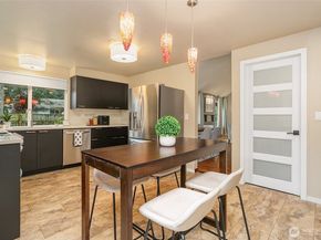 14203 NE 63rd Court, Redmond WA 98052