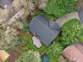 14203 NE 63rd Court, Redmond WA 98052