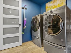 14203 NE 63rd Court, Redmond WA 98052