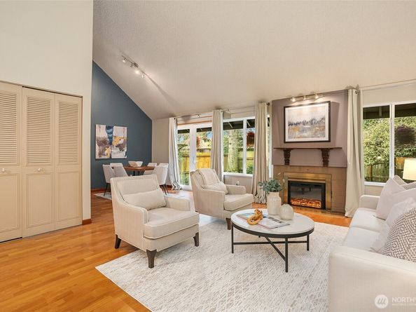 14203 NE 63rd Court, Redmond WA 98052