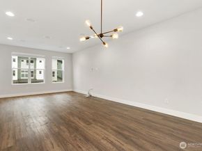 13421 Admiralty Way D3, Lynnwood WA 98087