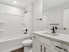13421 Admiralty Way D3, Lynnwood WA 98087