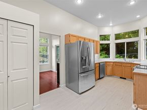 3615 170th Street SW, Lynnwood WA 98037