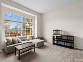 3615 170th Street SW, Lynnwood WA 98037