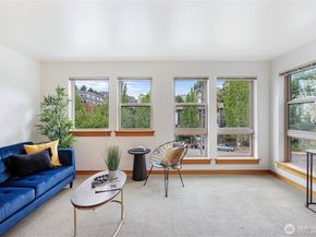 827 Hiawatha Place S 308, Seattle WA 98144