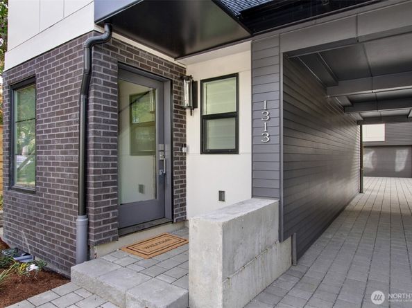 1313 31st Avenue S, Seattle WA 98144
