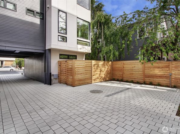 1313 31st Avenue S, Seattle WA 98144