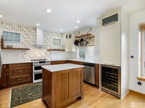 2606 E Olive Street, Seattle WA 98122