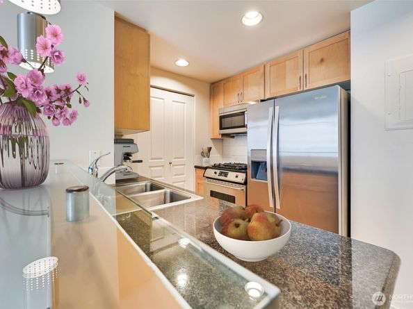 2929 1st Avenue 720, Seattle WA 98121