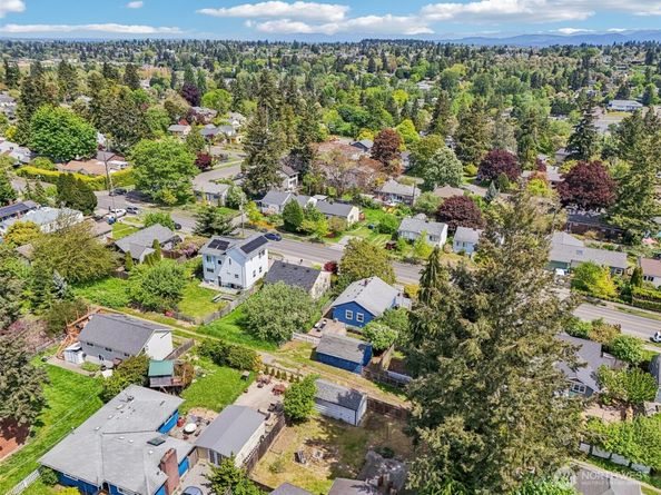 10229 35th Avenue SW, Seattle WA 98146