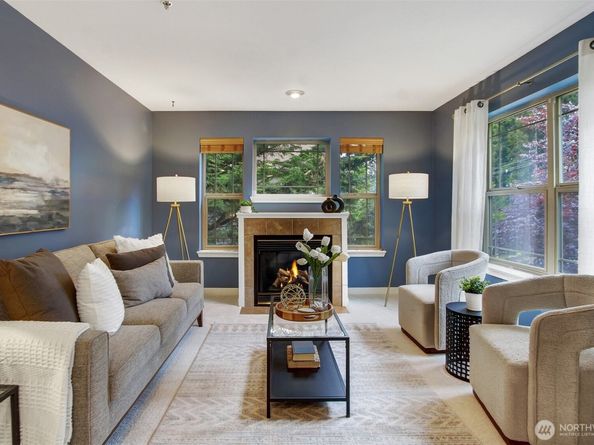 20802 72nd Avenue W 304, Edmonds WA 98026