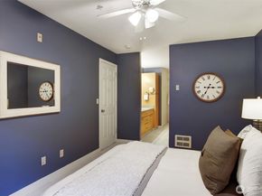 20802 72nd Avenue W 304, Edmonds WA 98026