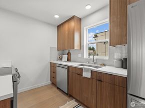 11232 Corliss Avenue N, Seattle WA 98133