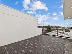 11232 Corliss Avenue N, Seattle WA 98133