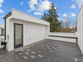 11232 Corliss Avenue N, Seattle WA 98133