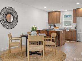 11232 Corliss Avenue N, Seattle WA 98133