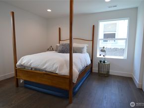 9242 35th Avenue SW, Seattle WA 98126