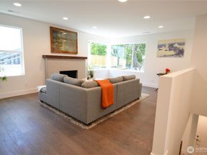 9242 35th Avenue SW, Seattle WA 98126