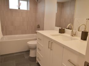 9242 35th Avenue SW, Seattle WA 98126