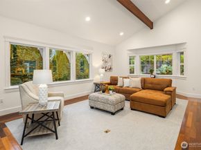 10133 NE 113th Place, Kirkland WA 98033