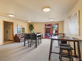 827 Hiawatha Place S 515, Seattle WA 98144